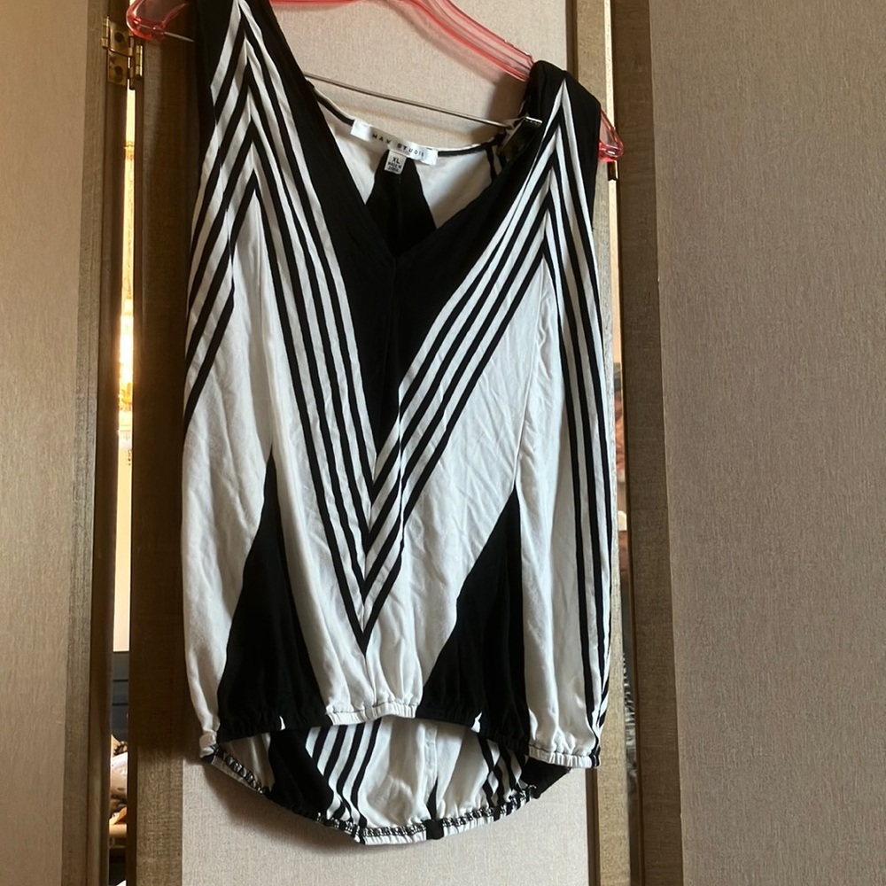 FINAL MARKDOWN Max studio Black and White Striped Women's Top xl